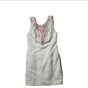 LILLY PULITZER LOGAN WHITE FLORAL EmBroidered SHIFT DRESS SIZE 4